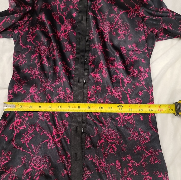 Le Château short sleeved button up full length satin dress - Picture 6 of 8